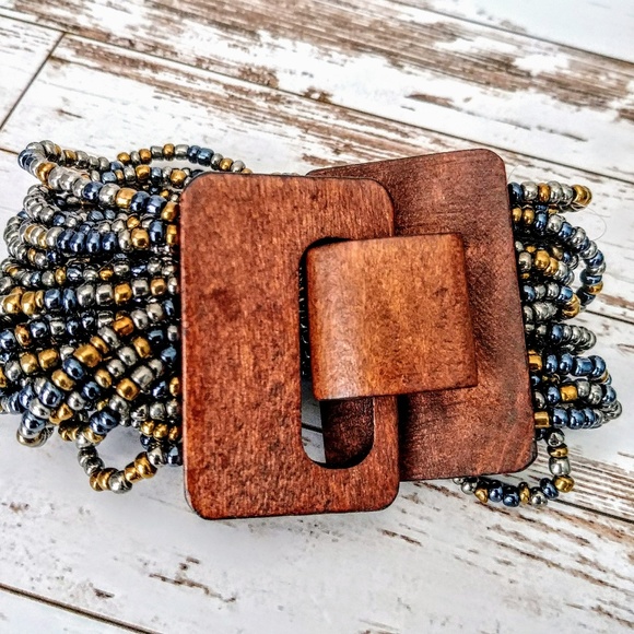 Jewelry - Bead & Wood Buckle Bracelet